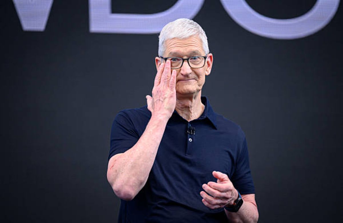 Iphone Prices Set to Rise as Trump pushes Apple-Intel US Chip Deal