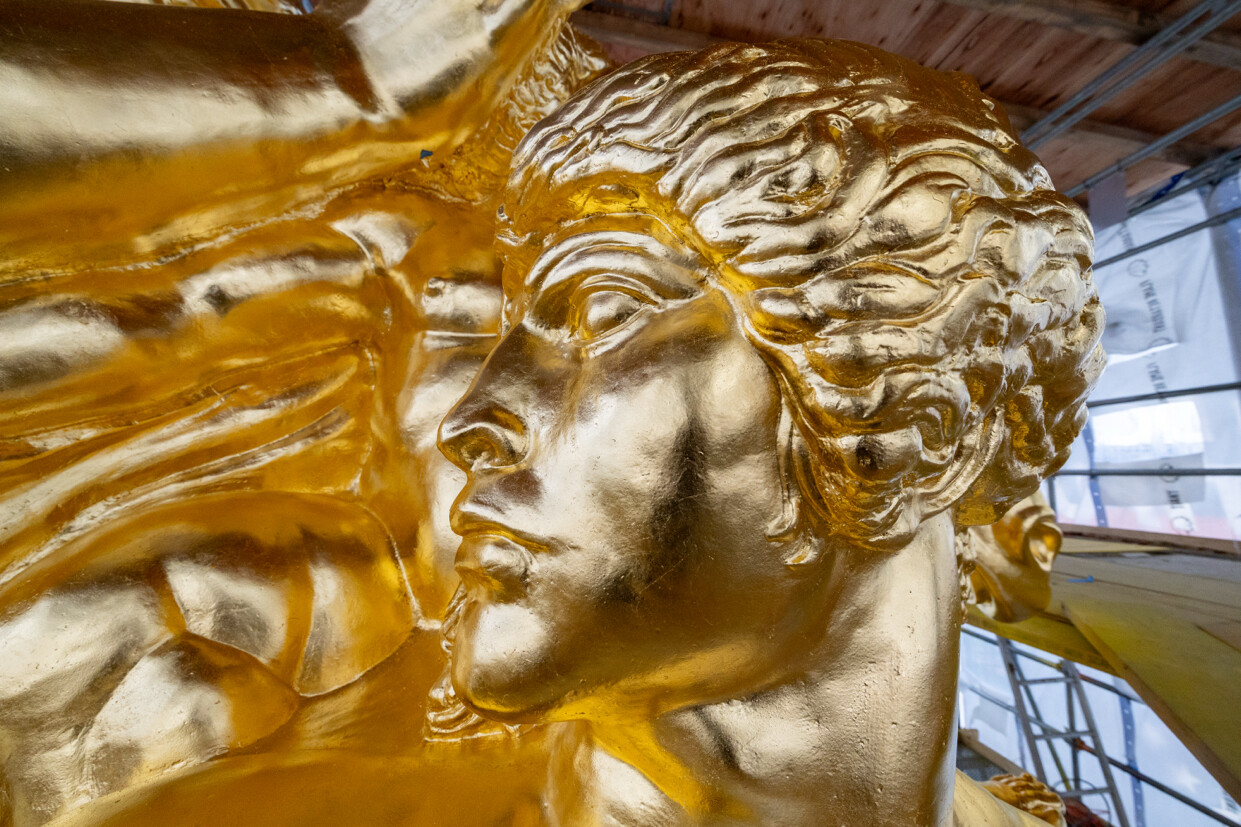 Trump shares photos of gilded sculpture restoration on Truth Social