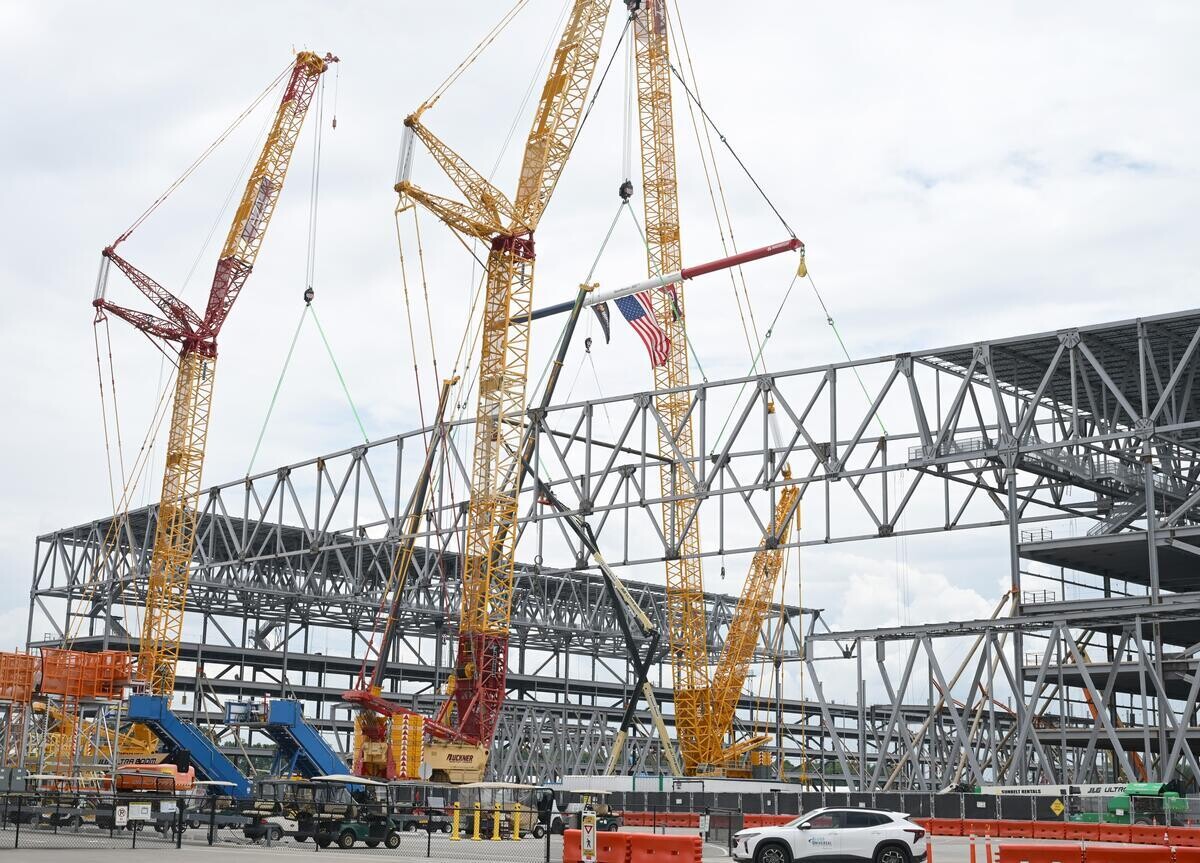 Trump showcases Boeing South Carolina expansion as defense manufacturing surge