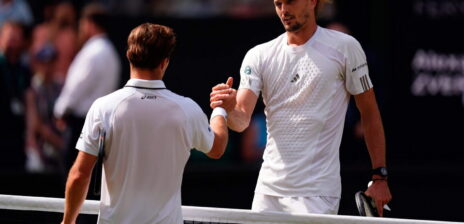 Zverev sweeps past Fery to reach first Wimbledon final