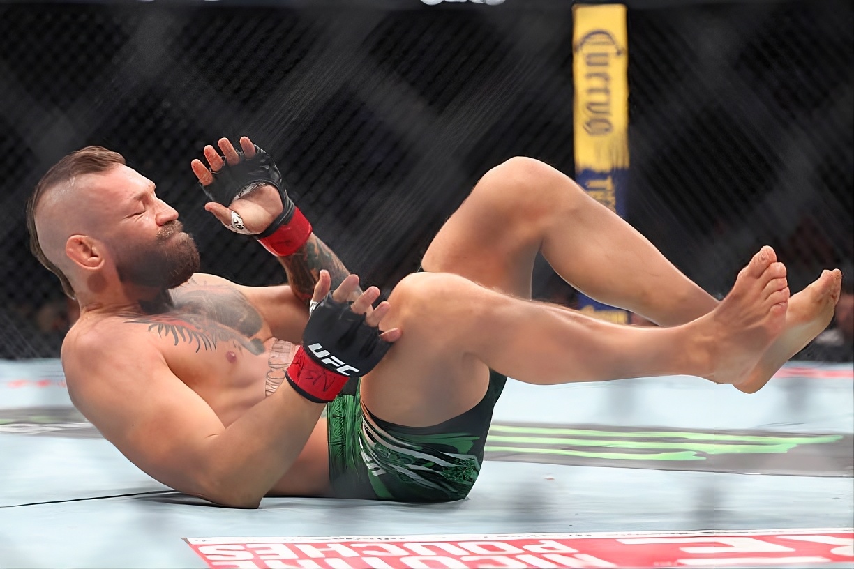 Conor McGregor’s comeback ends in heartbreak after injury