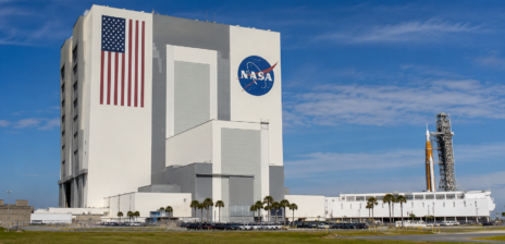 NASA is Seeking Four Earthlings Ready to Delete a Year of Their Lives for a Mission to Mars