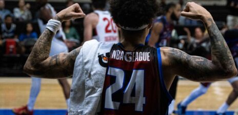 Lester Quiñones scores 30 as Magic beat Trail Blazers in OT
